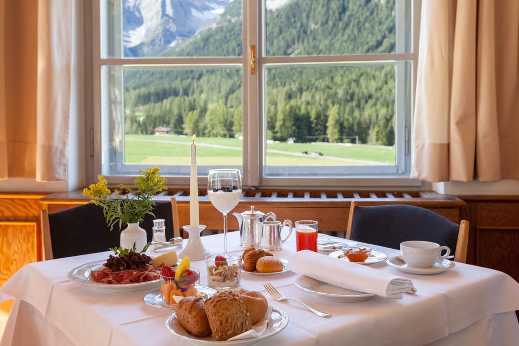 Hotel Tre Cime Sesto - Sexten Екстер'єр фото