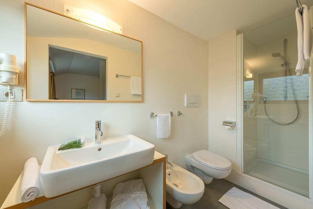 Hotel Tre Cime Sesto - Sexten Екстер'єр фото